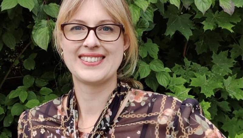 Porträttbild på Helene Öberg.