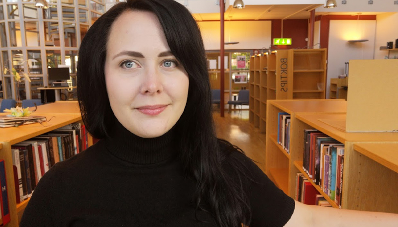 Porträttbild på Magdalena Ivarsson.
