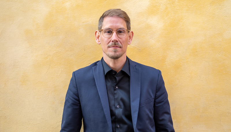 Porträttbild på Niels Paarup.