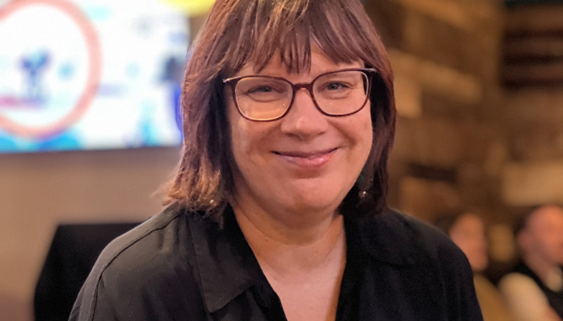 Porträttbild på Anna Persson.